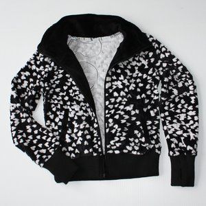 Triple Flip Boutique Girl's Yoga Dance Black & White Hearts Minky Zip Up size 8